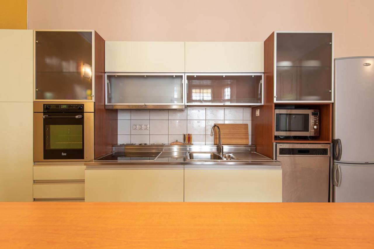 Patrik'S Budapest Center Apartment Luaran gambar